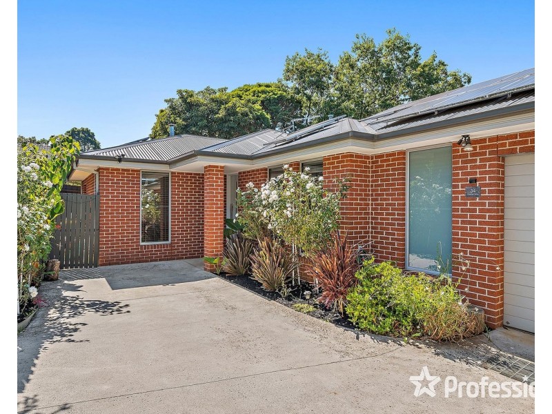 34 Daymar Drive, Mooroolbark VIC 3138