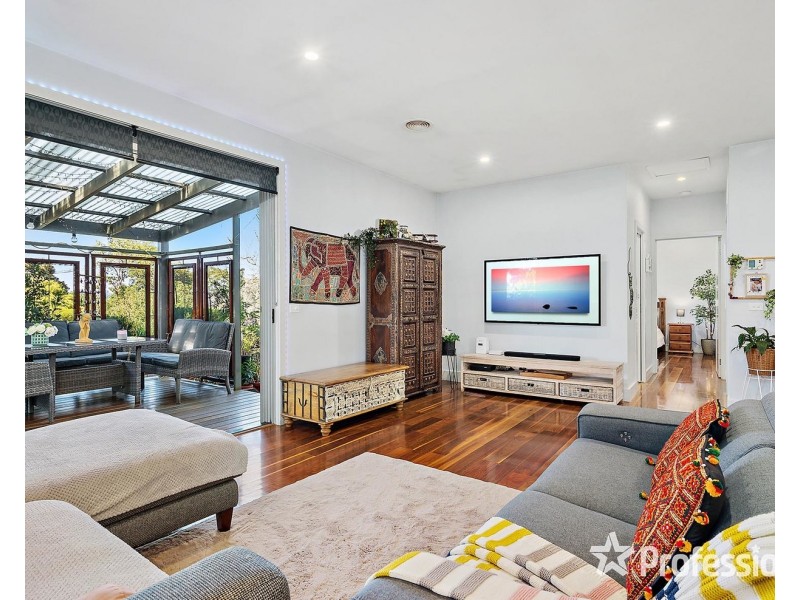 34 Daymar Drive, Mooroolbark VIC 3138