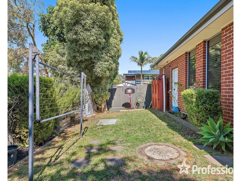 34 Daymar Drive, Mooroolbark VIC 3138