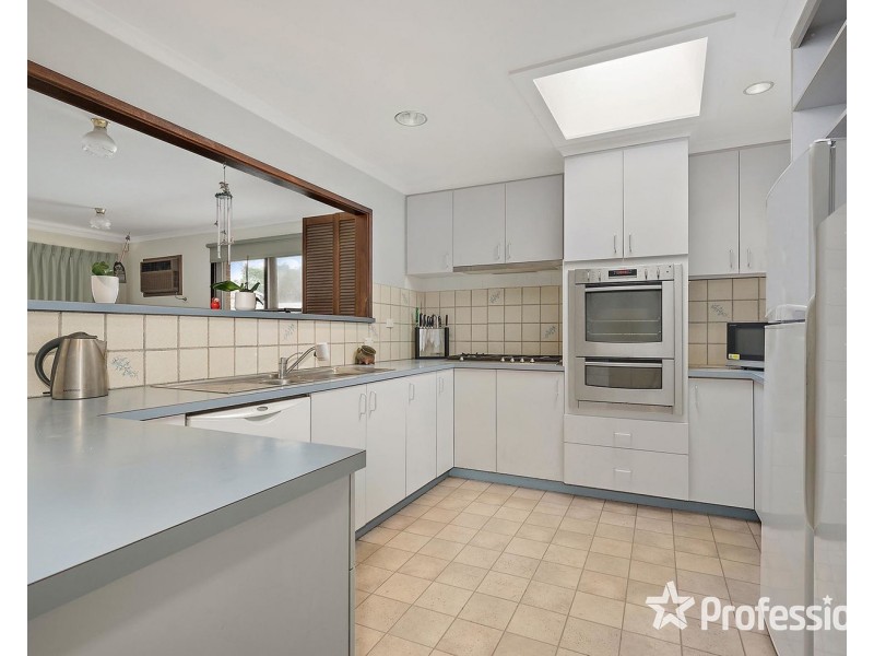 82 Cave Hill Road, Lilydale VIC 3140