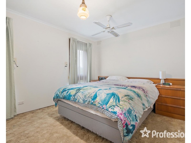 82 Cave Hill Road, Lilydale VIC 3140