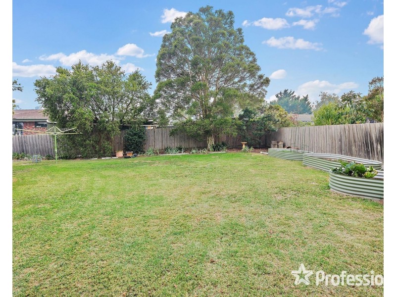 82 Cave Hill Road, Lilydale VIC 3140