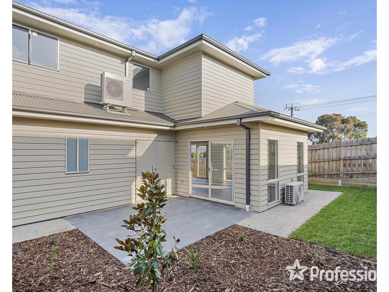 2 St James Terrace, Yarra Glen VIC 3775
