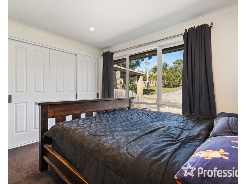 5 Valley Road, Seville VIC 3139