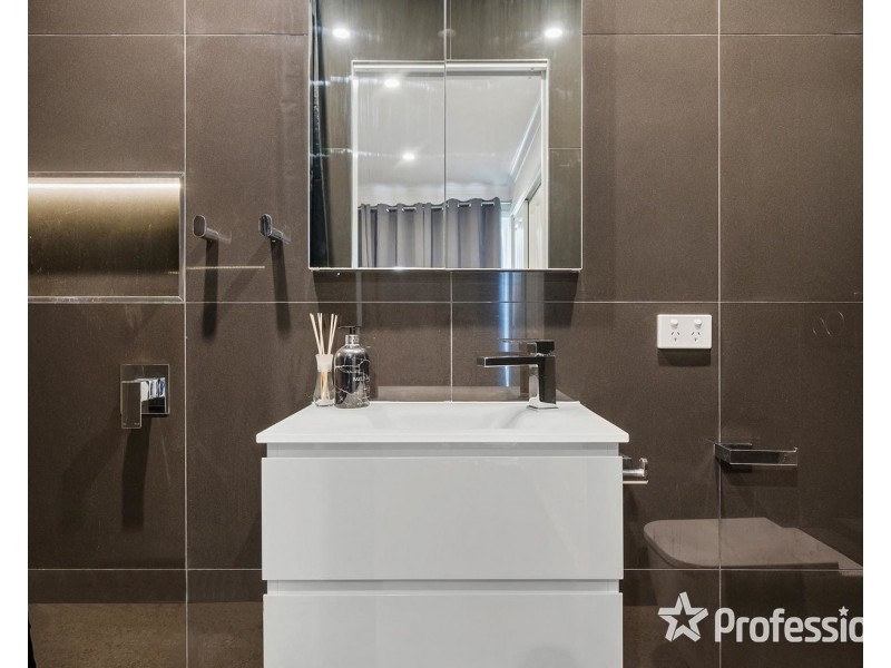 5 Valley Road, Seville VIC 3139