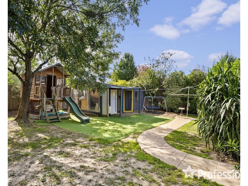 2 Lia Court, Yarra Glen VIC 3775