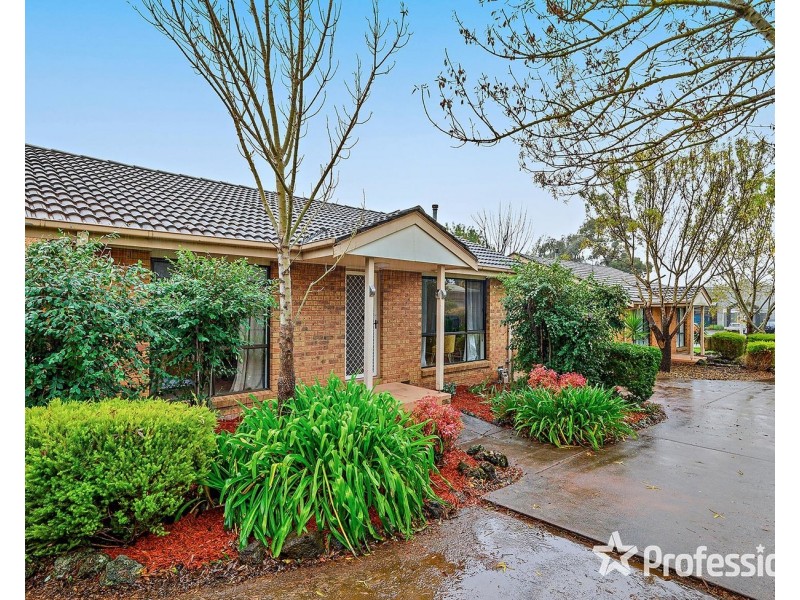 2/75 Cave Hill Road, Lilydale VIC 3140