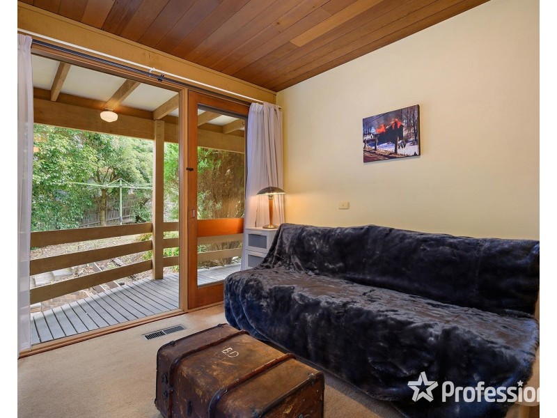 5 Cotswold Court, Chirnside Park VIC 3116