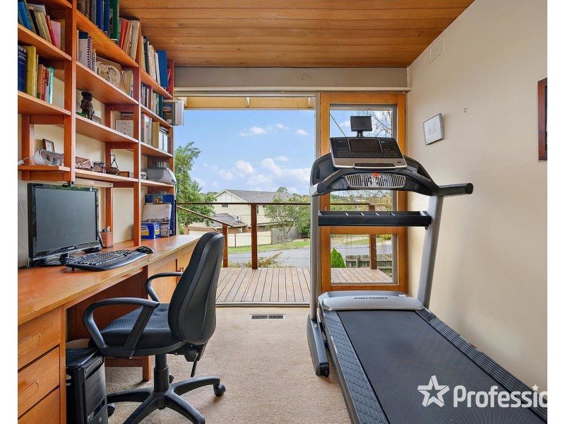 5 Cotswold Court, Chirnside Park VIC 3116