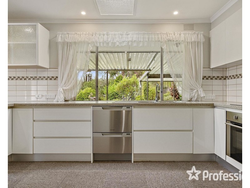 4 Brightwell Road, Lilydale VIC 3140