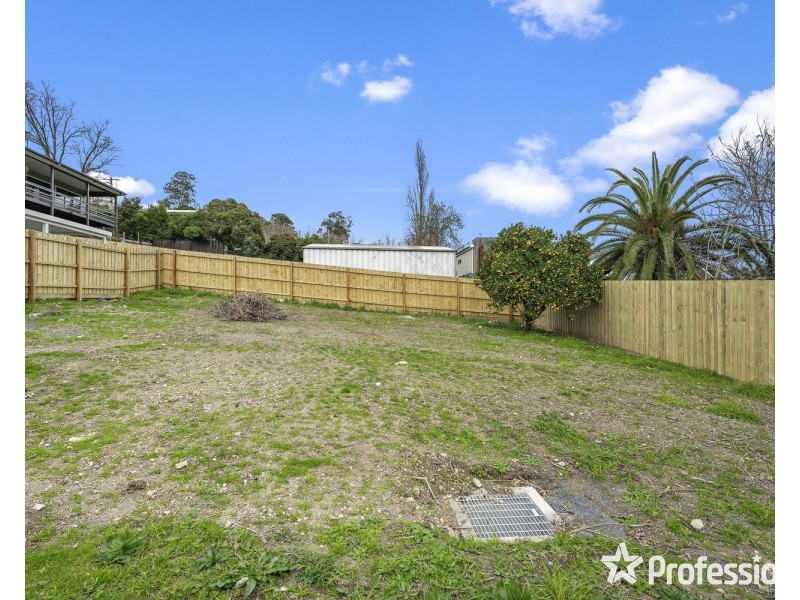 14a Deschamps Avenue, Lilydale VIC 3140