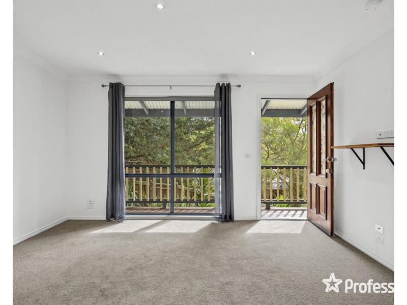 9A Edmond Crescent, Wandin North VIC 3139