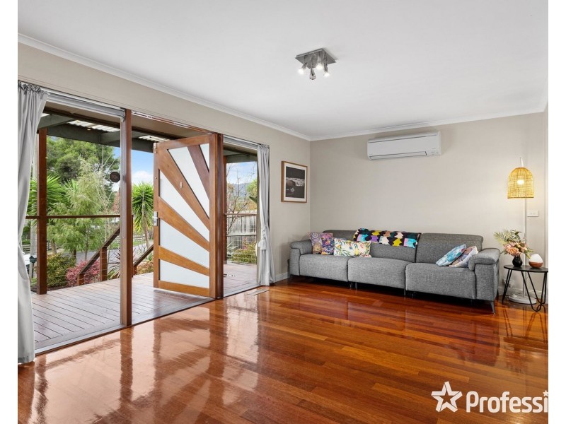 6 Donne Court, Mooroolbark VIC 3138