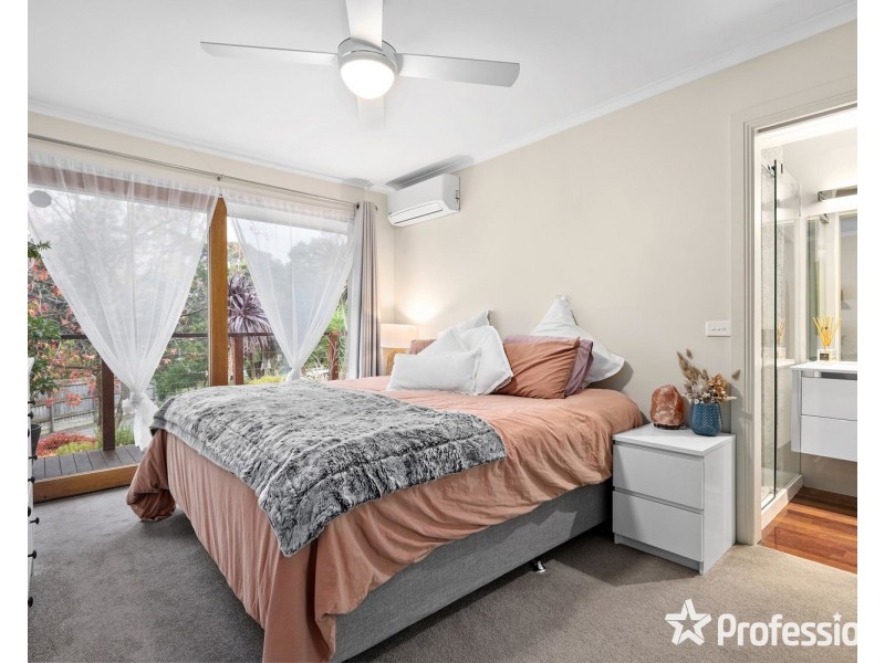 6 Donne Court, Mooroolbark VIC 3138