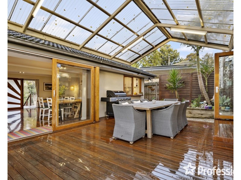 6 Donne Court, Mooroolbark VIC 3138
