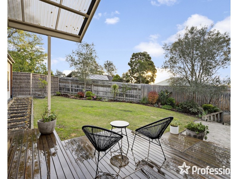 6 Donne Court, Mooroolbark VIC 3138