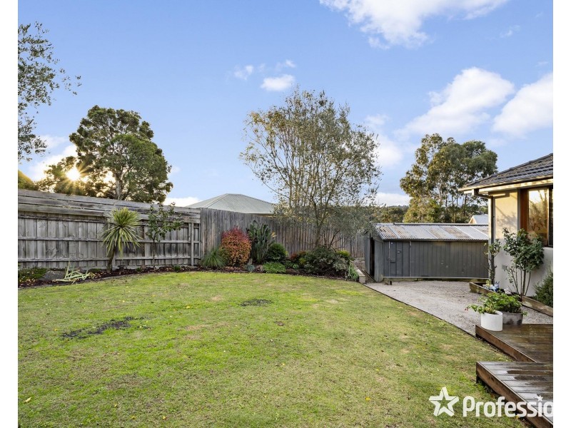 6 Donne Court, Mooroolbark VIC 3138