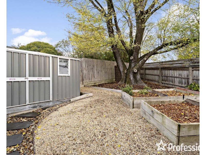 6 Donne Court, Mooroolbark VIC 3138