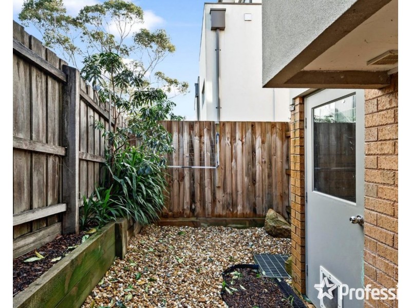 3 Dover Close, Lilydale VIC 3140