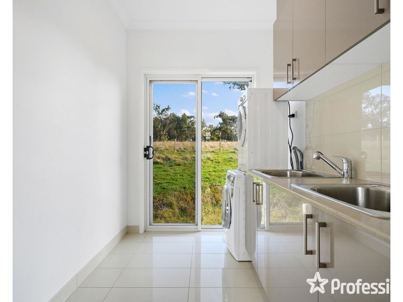 29  Boundary Road, Lilydale VIC 3140