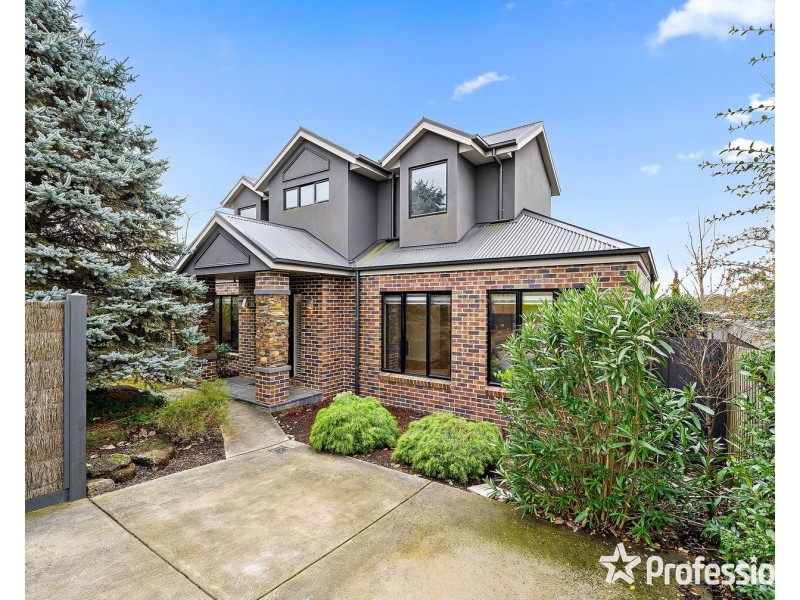 5 Plush Mews, Wandin North VIC 3139