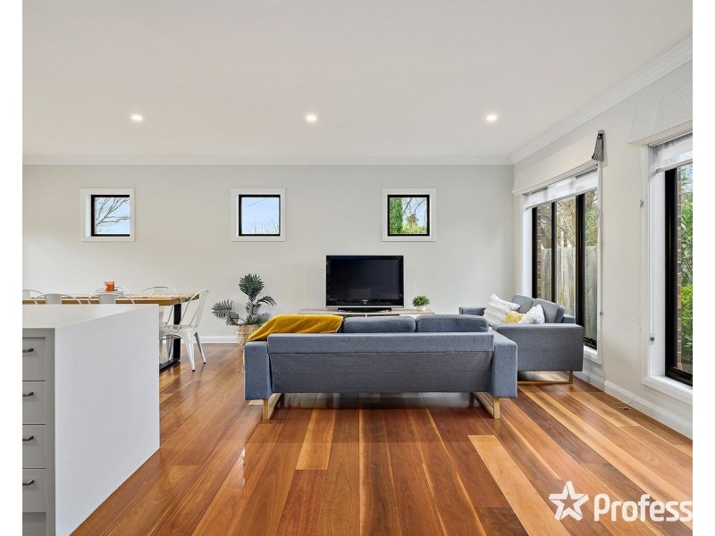 5 Plush Mews, Wandin North VIC 3139