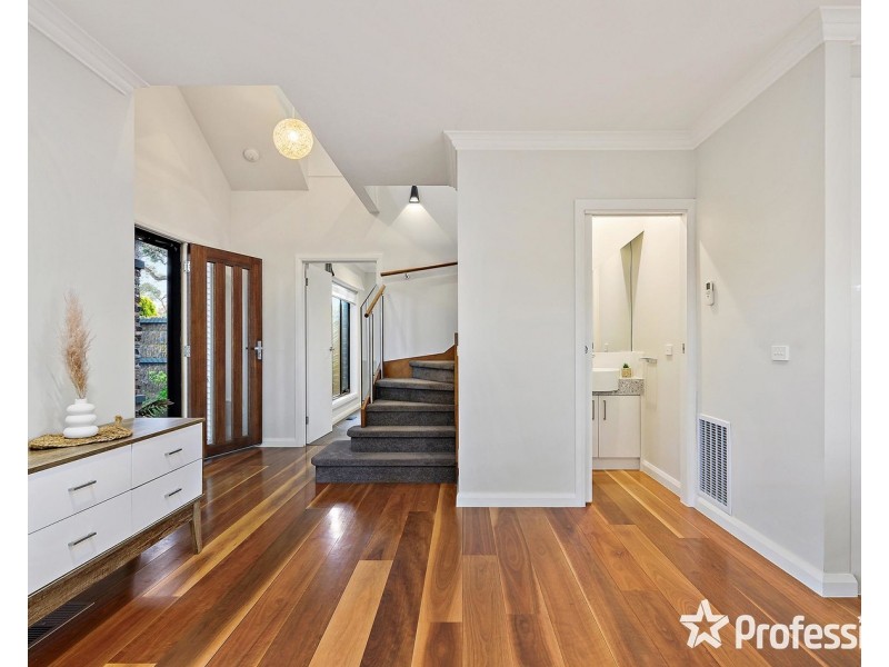 5 Plush Mews, Wandin North VIC 3139