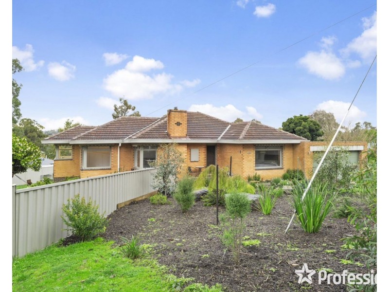 1/56 English Street, Seville VIC 3139