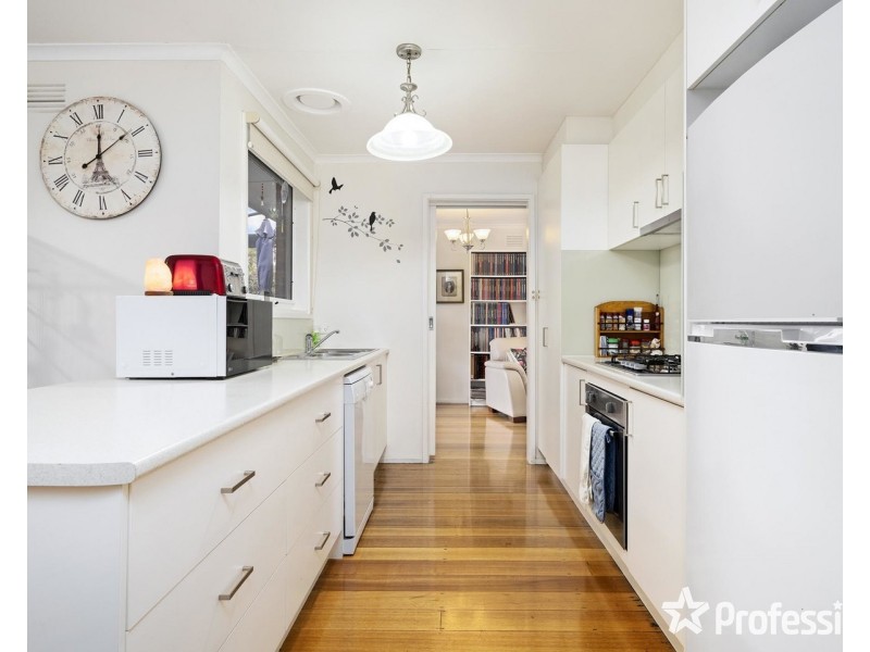 22 Ellis Road, Yarra Glen VIC 3775