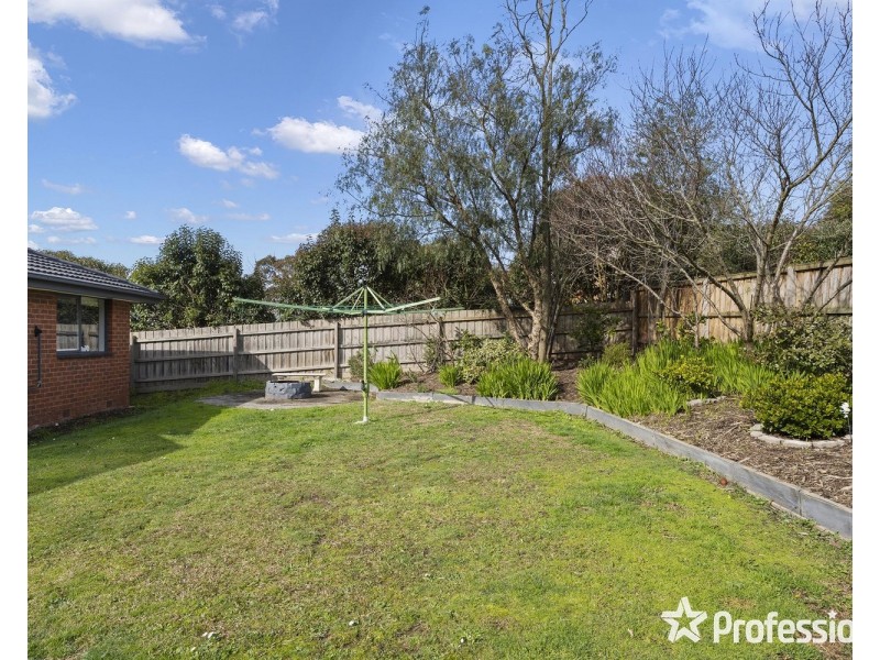 22 Ellis Road, Yarra Glen VIC 3775