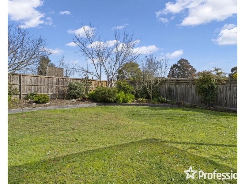 22 Ellis Road, Yarra Glen VIC 3775