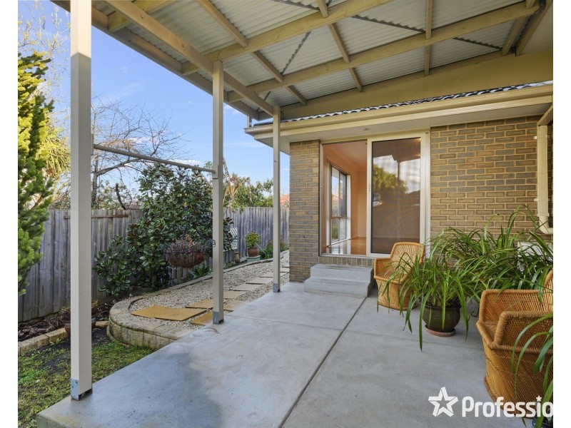 4/74-76 Victoria Road, Lilydale VIC 3140