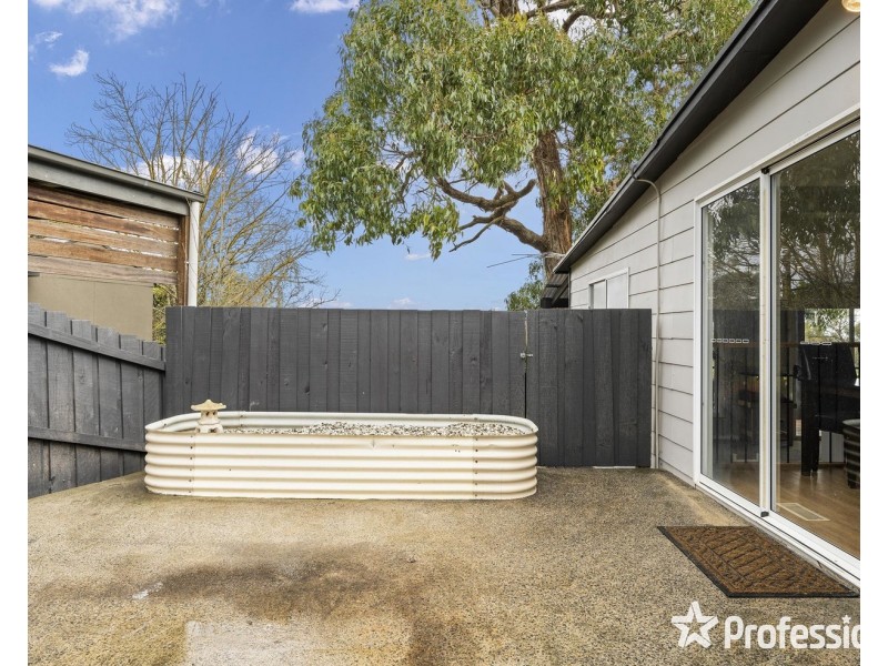 17 Old Hereford Road, Mount Evelyn VIC 3796
