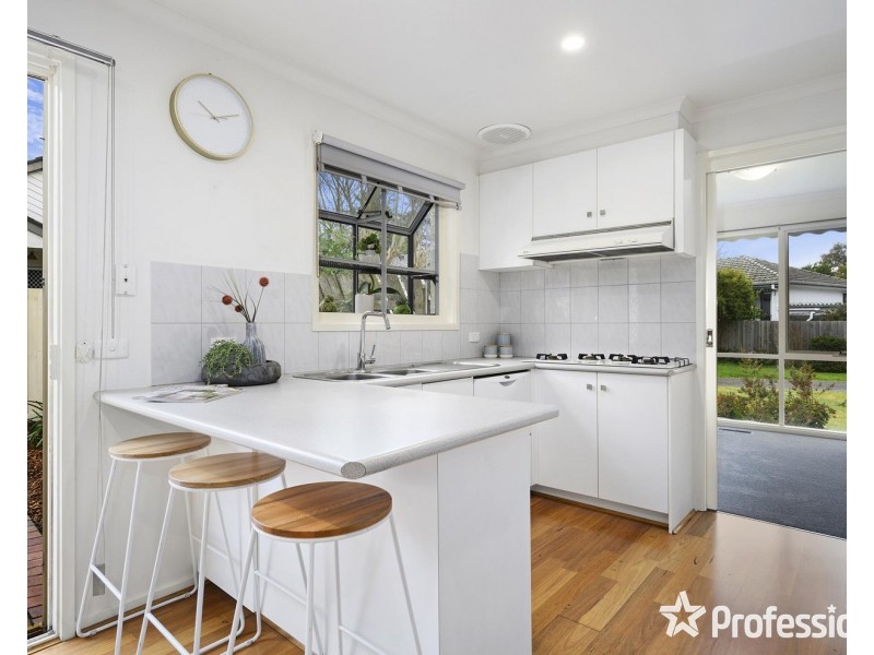 5/2 Parrs Road, Croydon VIC 3136