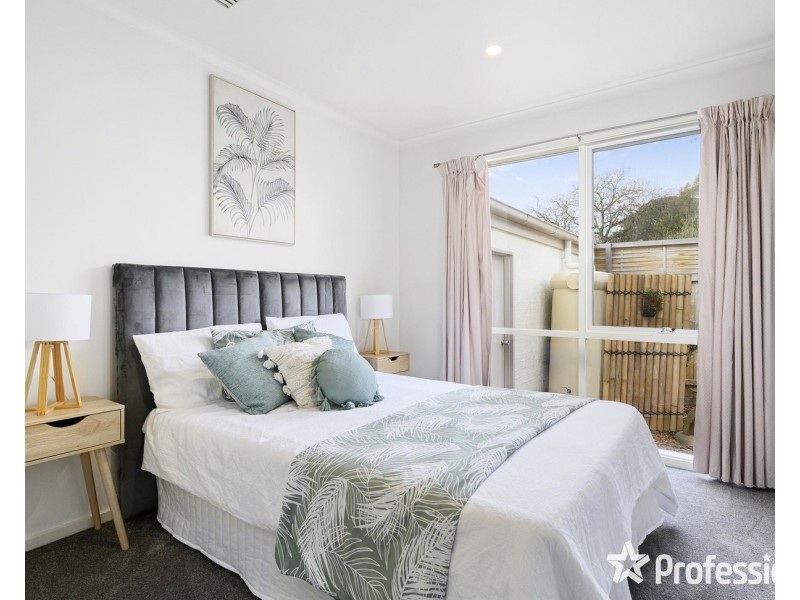5/2 Parrs Road, Croydon VIC 3136