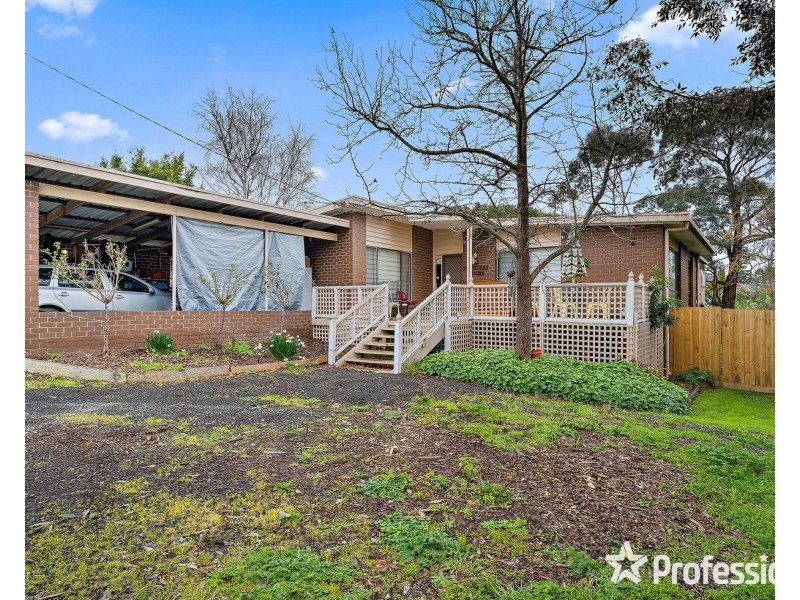 25 Frances Avenue, Yarra Glen VIC 3775