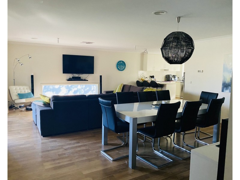 11A Alwyn Street, Croydon VIC 3136