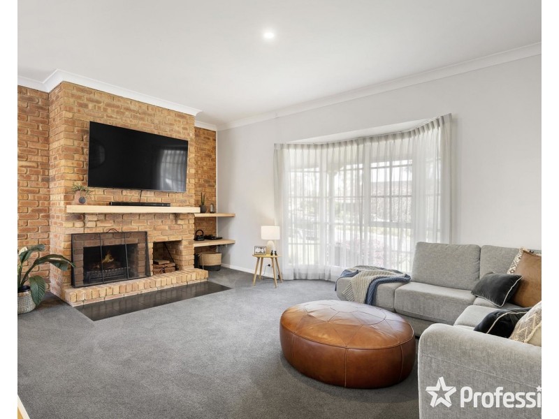 56 Lakeview Drive, Lilydale VIC 3140