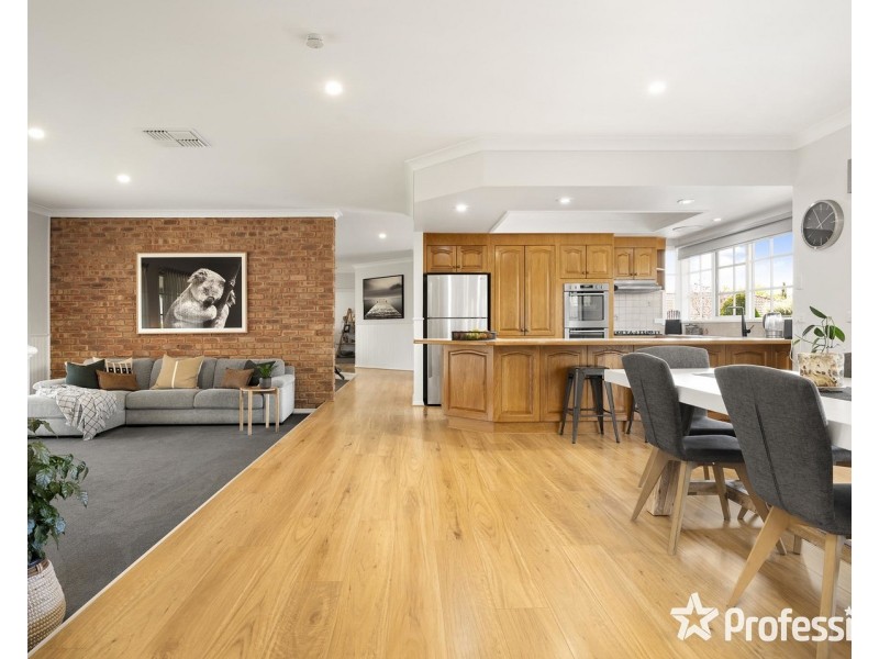 56 Lakeview Drive, Lilydale VIC 3140