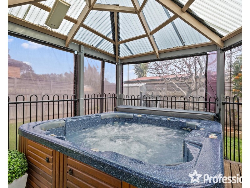 12 Archer Close, Lilydale VIC 3140