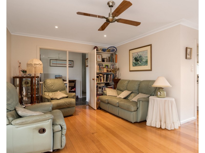 50 Terrigal Crescent, Kilsyth VIC 3137