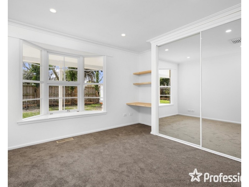 57 Meadowgate Drive, Chirnside Park VIC 3116