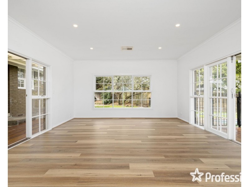 57 Meadowgate Drive, Chirnside Park VIC 3116