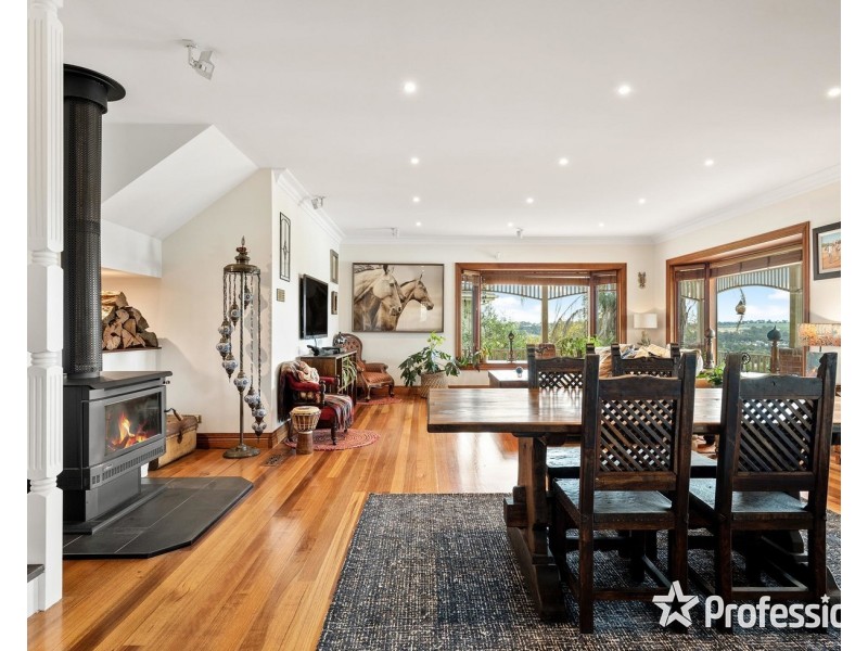 17 Aberdeen Drive, Lilydale VIC 3140