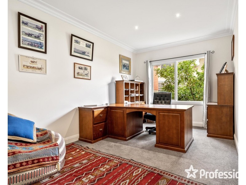 17 Aberdeen Drive, Lilydale VIC 3140