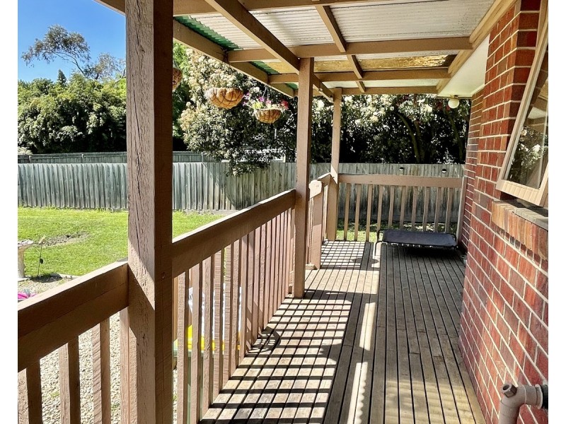 6 Henry Street, Healesville VIC 3777