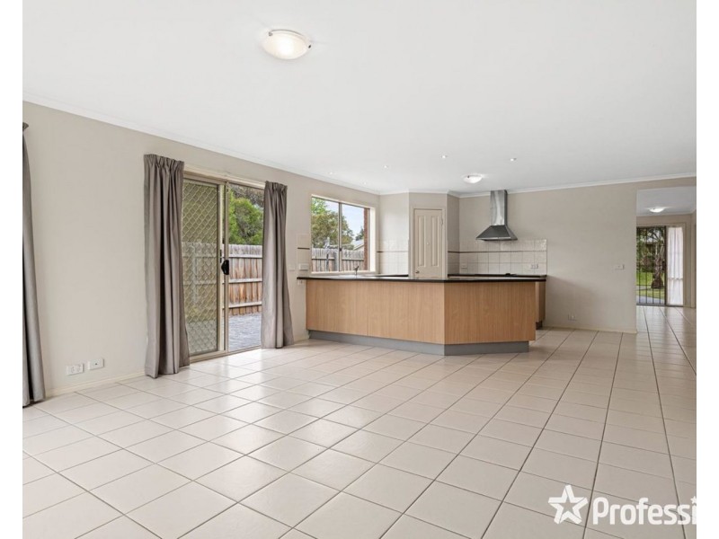 38 Pinoak Drive, Yarra Glen VIC 3775