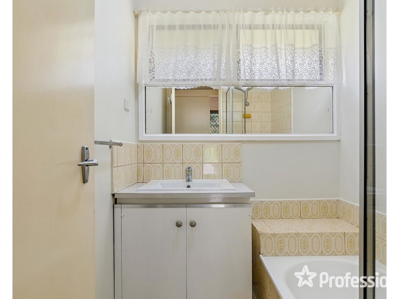 4 Priestley Crescent, Mount Evelyn VIC 3796