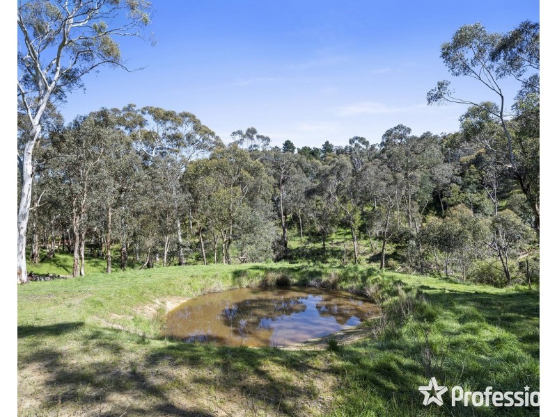 24 Gatters Road, Wonga Park VIC 3115