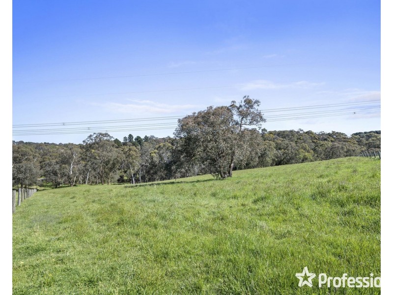 24 Gatters Road, Wonga Park VIC 3115